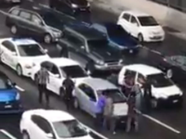 சிறிய கார் விபத்து சிறிய கார் விபத்து