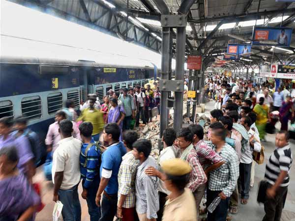  Southern railway operating special trains between Chennai and Nellai 