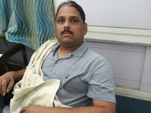 மனைவியிடம் பதில் கேட்ட அதிகாரி