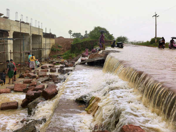 இரவு முழுவதும் நீடிக்கும் 