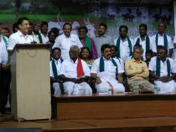 எத்தனை சாக்கடையை அள்ள முடியும் 