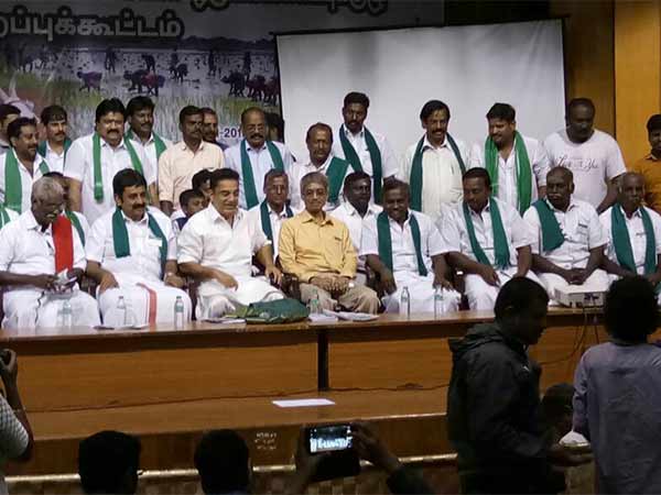 அணிலாக உதவி 
