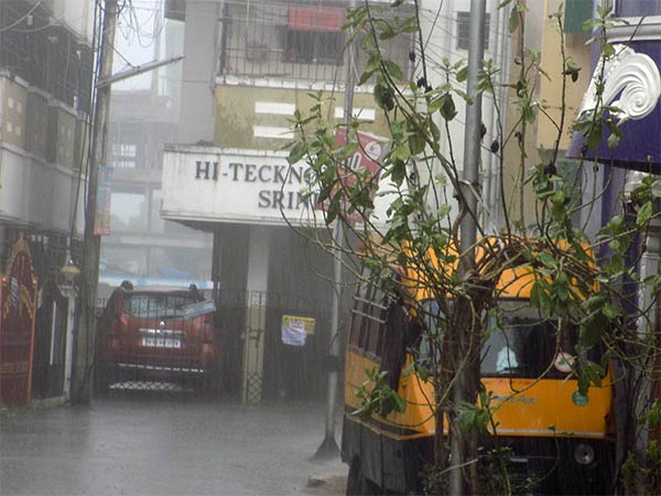 சென்னையில் பலத்த மழை 