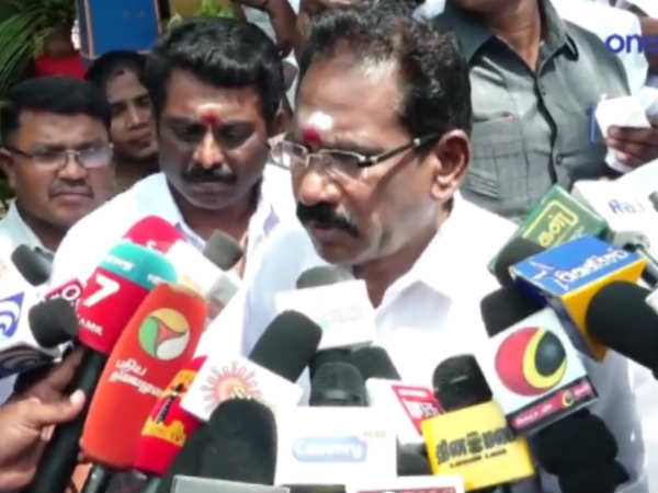  படத்தில்தான் முதல்வர் 
