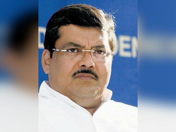 புறக்கணிப்பதா? 