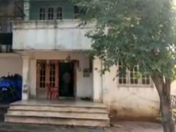 அங்குலம் அங்குலமாக ஆய்வு 