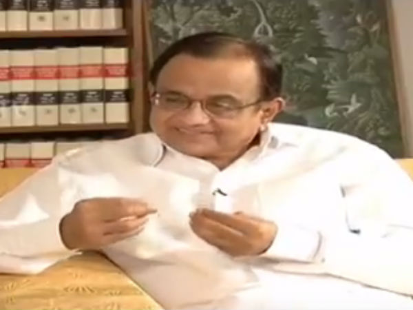 முதல்வர் மீது வழக்கு போடலையே