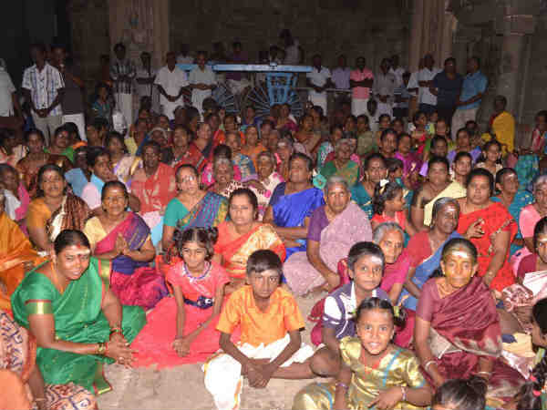 பக்தர்கள் தரிசனம்