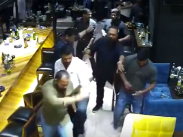 நண்பர்கள் அடிதடி 