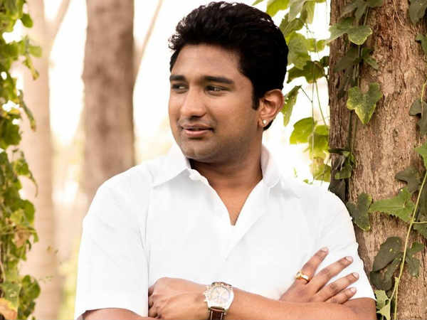 விவேக் எழுதி வாங்கிக்கொண்டார் 