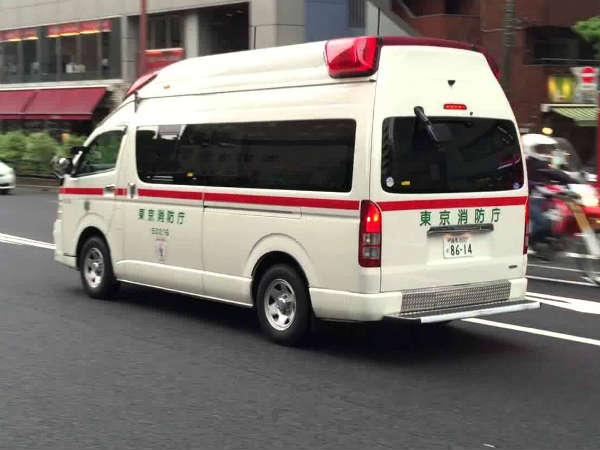 ரத்த வெள்ளத்தில் மூதாட்டி 