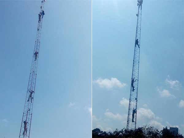  பேச்சுவார்த்தை பின்னர் அழைப்பு 