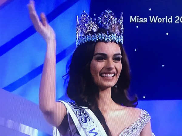 விழிப்புணர்வு ஏற்படுத்திய மனுஷி 