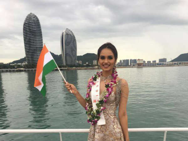 சேவை நாயகி மனுஷி சில்லர் 