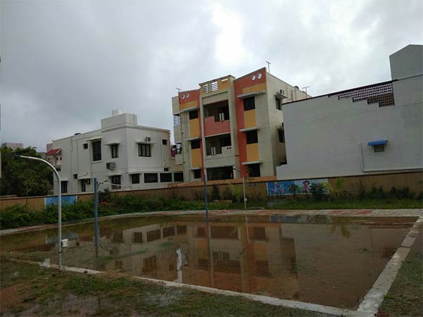 மிதமான மழை 