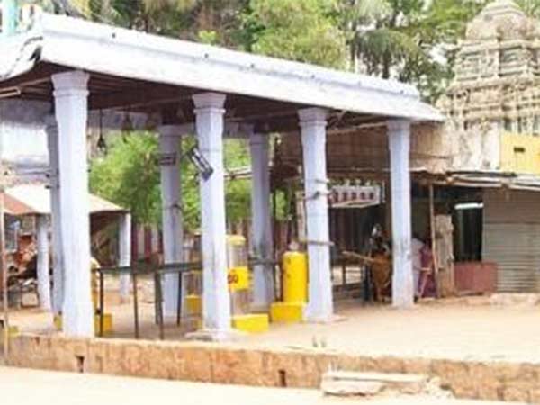 தென்றல் வீசும்