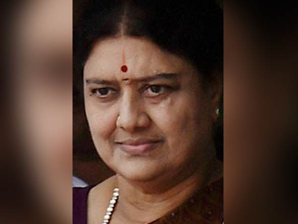 சசி குடும்பத்துக்கு சறுக்கல் 