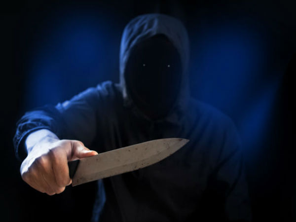 தப்பி ஓடினார்கள் 