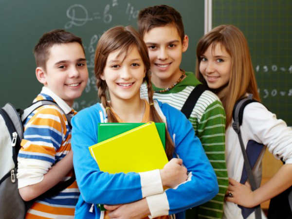 படிப்பில் கவனம் தேவை படிப்பில் கவனம் தேவை