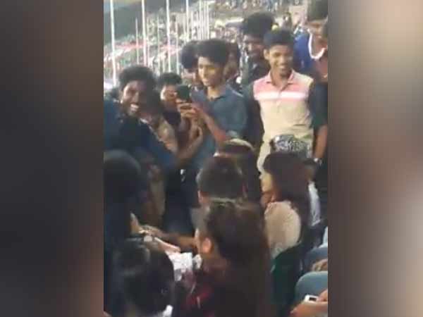 கேமராவில் சிக்கினார் 