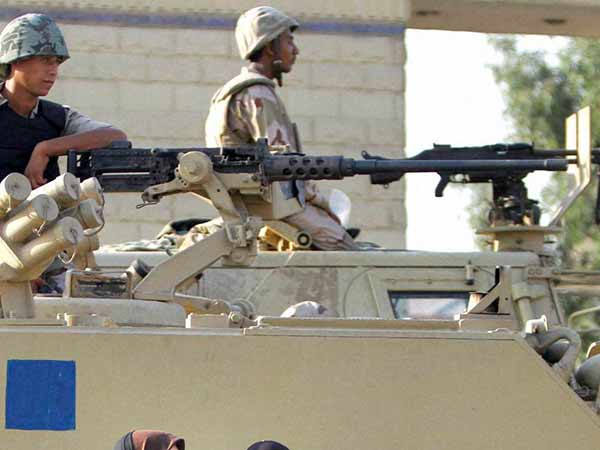 யார் தாக்கப்பட்டார்கள் 