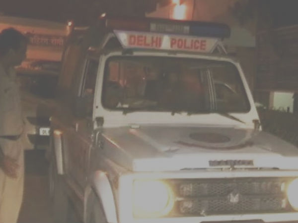 நாடகம் நடத்திய பெண் 