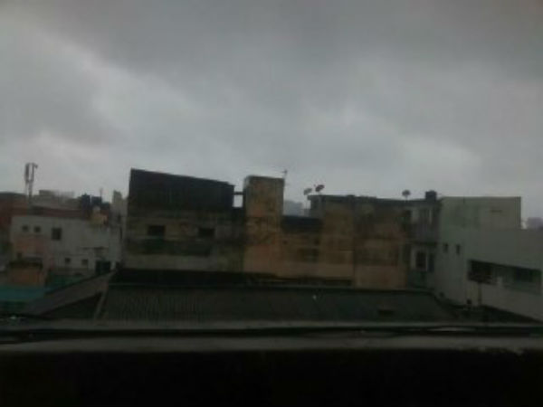 தென்மேற்கு திசையில் நகரும்.. 