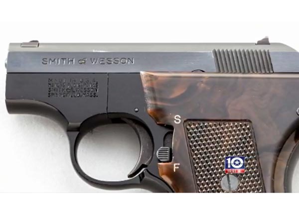 துப்பாக்கியில் ஒன்றும் இல்லை 