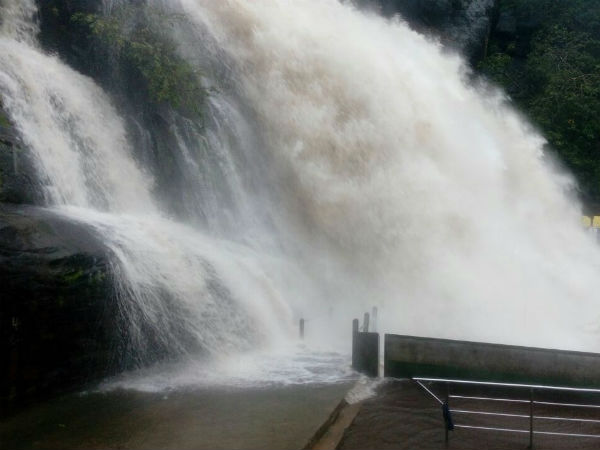 கொட்டித்தீர்த்த கனமழை 