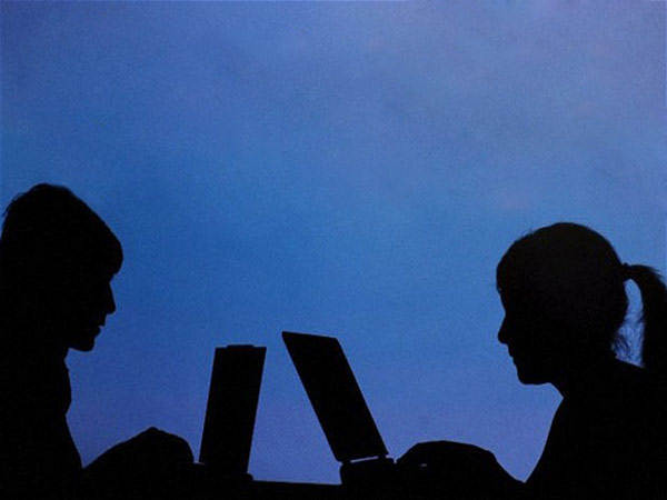 270 million fake accounts are in big social media giant Facebook