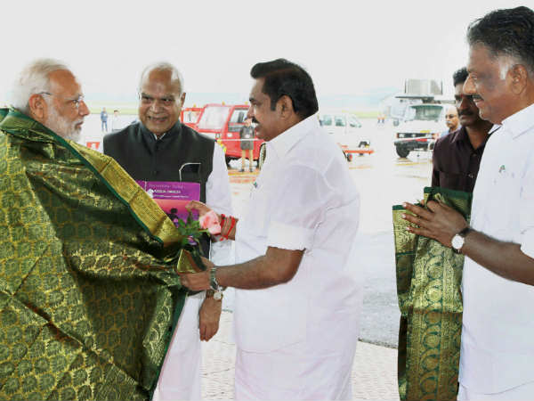 PM Narendra Modi- CM discussion about Chennai rains PM Narendra Modi- CM discussion about Chennai rains