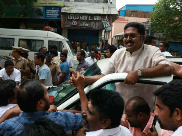 அடேங்கப்பா கூட்டம் 