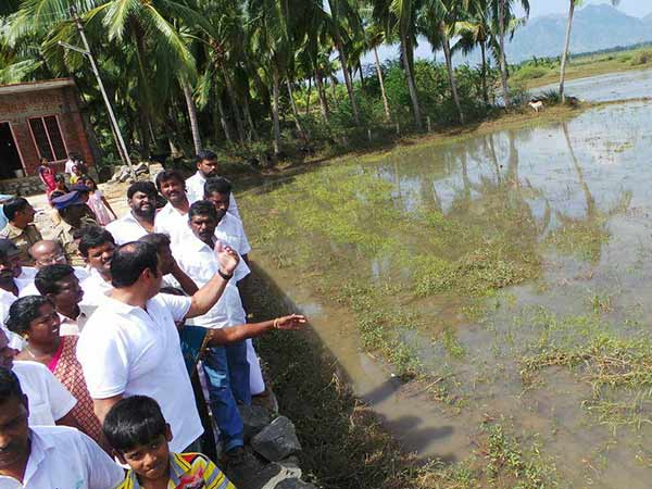 கடும் கோபத்தில் மக்கள் 