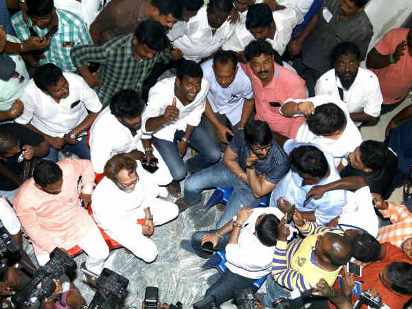 விஷால் களமிறங்கியது இதனால் 