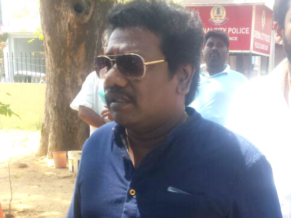 கருணாஸ் வகையறா 