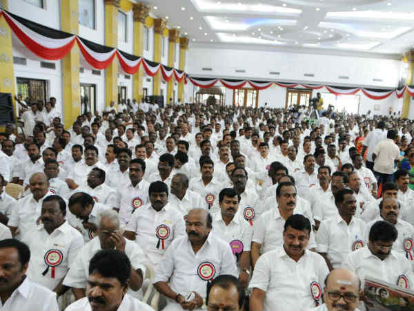 வறுபடும் அமைச்சர்கள்