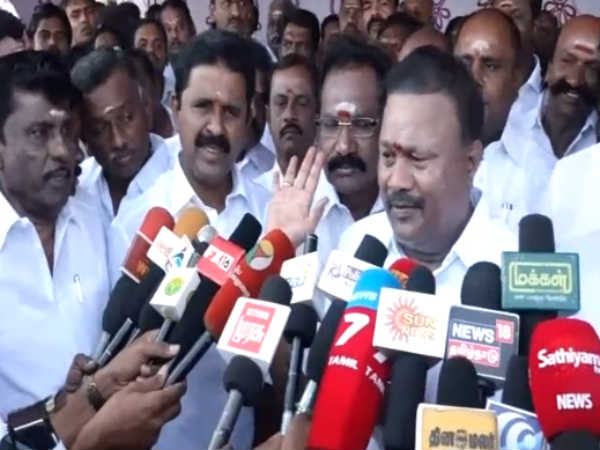 நெட்டிசன்கள் தர்பார் 