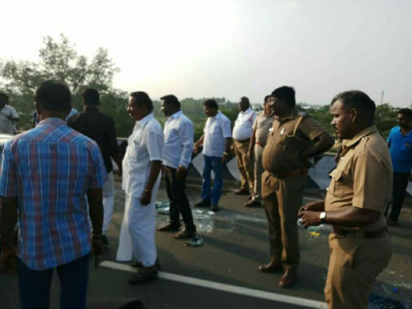 வலது கையில் முறிவு 