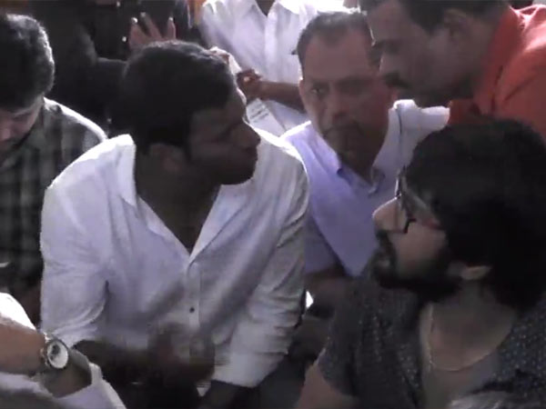 மிரட்டவில்லை 