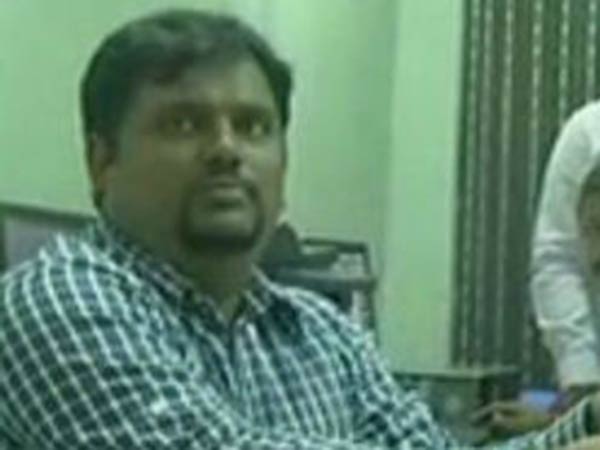 எதிர்க்கட்சிகள் புகார் 