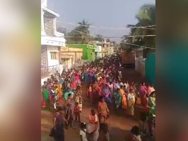 மீனவர்கள் போராட்டம் கிளர்ச்சி 