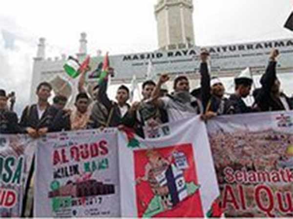 அமைதிக்கு கேடு 