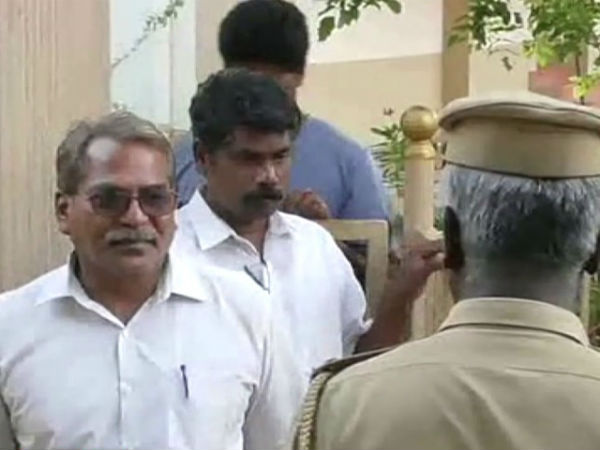 போராட்டத்தை தூண்டியதாக கைது 