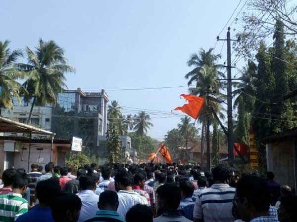 கலவர பூமி கலவர பூமி