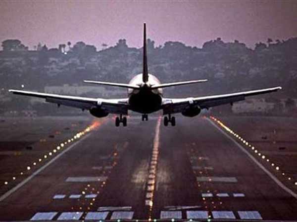 விமானத்தில் பறக்கலாம்