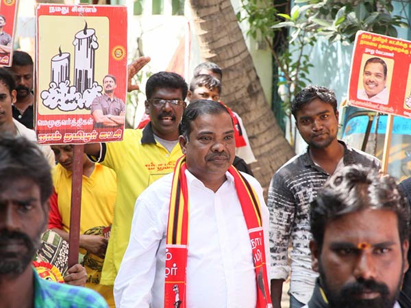 நாம் தமிழர் அசத்துதே