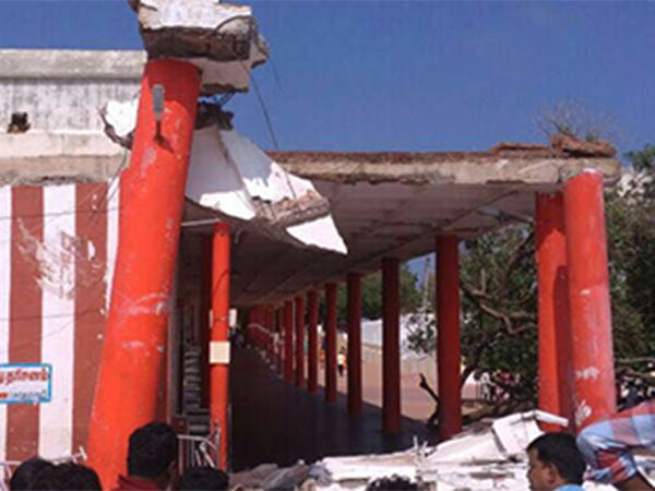 பரிகார பூஜைக்குப் பின் நடை திறப்பு பரிகார பூஜைக்குப் பின் நடை திறப்பு