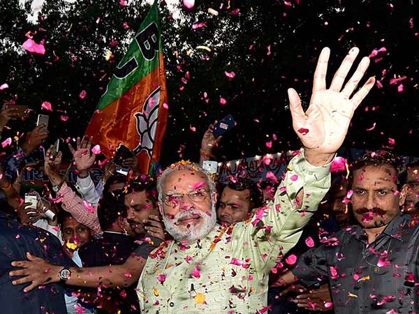 மோடி அலை 