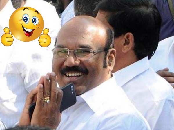 பொன்மொழி நாயகனுக்கான விருது 