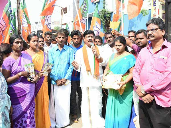 ஏமாற்றாதே... 